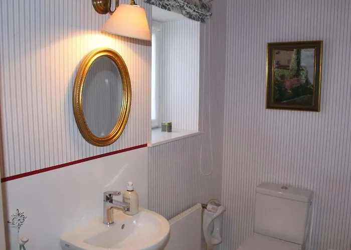 With 4 Bedrooms Fischerhude